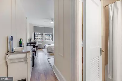 1324 Locust Street #1523, Philadelphia, PA 19107 - Photo 7