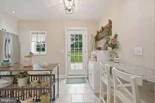 804 E Cathedral Rd, Philadelphia, PA 19128 - Photo 5