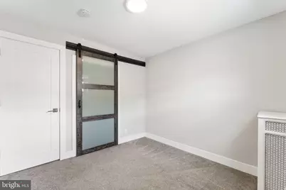 2833 S Sydenham Street, Philadelphia, PA 19145 - Photo 17