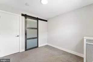 2833 S Sydenham St, Philadelphia, PA 19145 - Photo 17