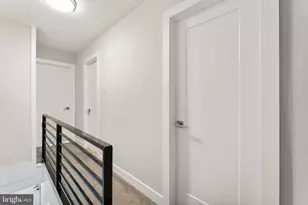 2833 S Sydenham St, Philadelphia, PA 19145 - Photo 15