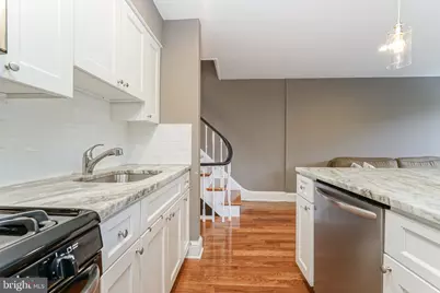 721 S 17th Street, Philadelphia, PA 19146 - Photo 25