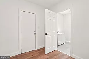 1724 S 4th St, Philadelphia, PA 19148 - Photo 13