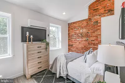 541 E Girard Avenue, Philadelphia, PA 19125 - Photo 11