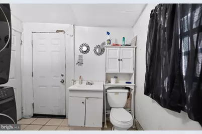 918 W Rockland Street, Philadelphia, PA 19141 - Photo 17