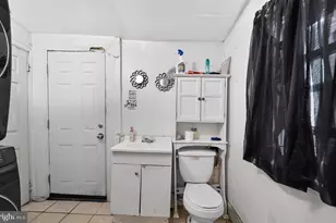 918 W Rockland St, Philadelphia, PA 19141 - Photo 17