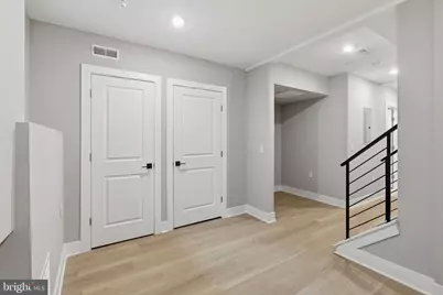 856 N 19th Street #1, Philadelphia, PA 19130 - Photo 9
