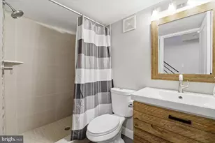 1337 S Opal St, Philadelphia, PA 19146 - Photo 21