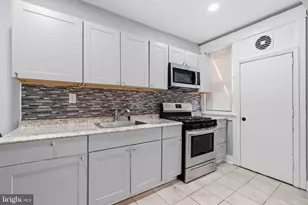 6745 Paschall Ave, Philadelphia, PA 19142 - Photo 17