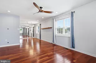 9223 Marsden St, Philadelphia, PA 19114 - Photo 5