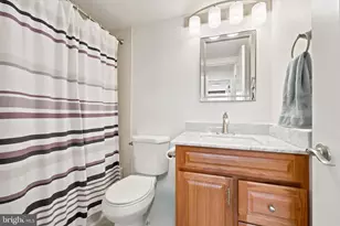 2018 Walnut St, Philadelphia, PA 19103 - Photo 15