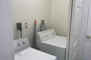 1652 S Etting St, Philadelphia, PA 19145 - Photo 15