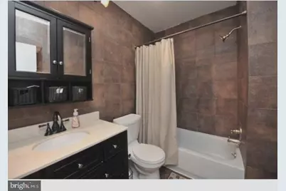 1726 Bainbridge Street #B, Philadelphia, PA 19146 - Photo 29