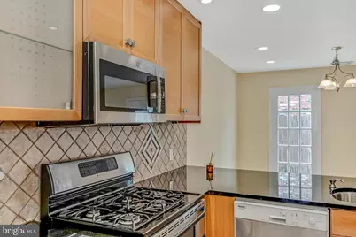 1726 Bainbridge Street #B, Philadelphia, PA 19146 - Photo 11