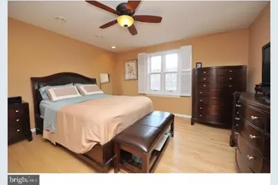 1726 Bainbridge Street #B, Philadelphia, PA 19146 - Photo 5