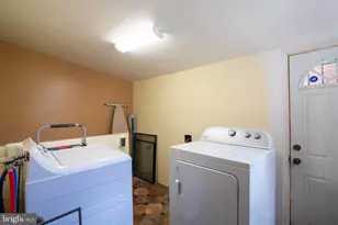 621 N 56th St, Philadelphia, PA 19131 - Photo 15