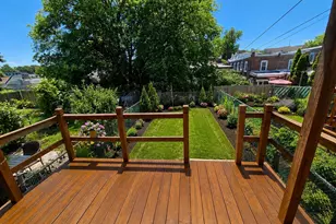 562 Martin St, Philadelphia, PA 19128 - Photo 11