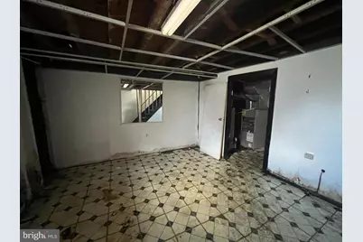1412 E Sharpnack Street, Philadelphia, PA 19150 - Photo 11
