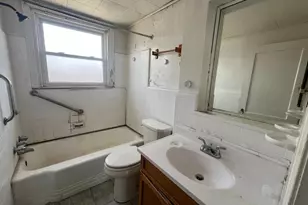 1412 E Sharpnack St, Philadelphia, PA 19150 - Photo 7
