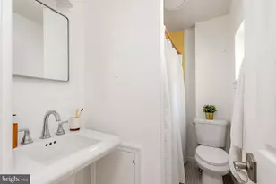 623 Lombard St, Philadelphia, PA 19147 - Photo 21