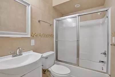 1802 E Huntingdon Street, Philadelphia, PA 19125 - Photo 11