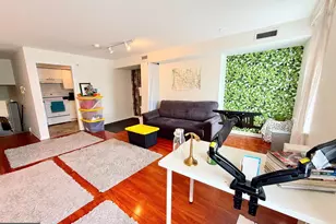 1209 Locust St, Philadelphia, PA 19107 - Photo 3