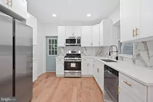 5753 Catharine St, Philadelphia, PA 19143 - Photo 9