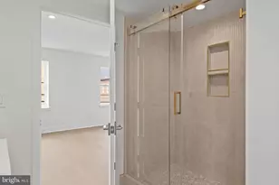 1240 S 21st St, Philadelphia, PA 19146 - Photo 25