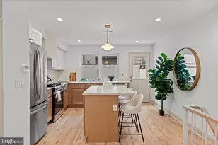 739 Earp St, Philadelphia, PA 19147 - Photo 9