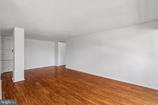 1326 Spruce St, Philadelphia, PA 19107 - Photo 5
