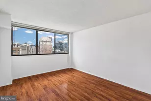 1326 Spruce St, Philadelphia, PA 19107 - Photo 13