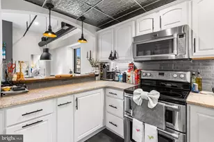 205 N 4th St, Philadelphia, PA 19106 - Photo 15