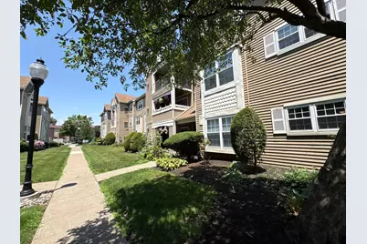 72304 Delaire Landing Road #304, Philadelphia, PA 19114 - Photo 3