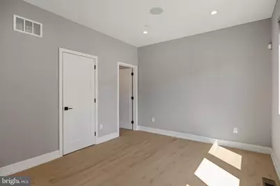 527 Brown Street, Philadelphia, PA 19123 - Photo 43