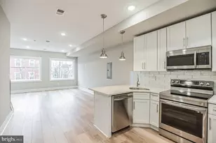 2216 Emerald St, Philadelphia, PA 19125 - Photo 13