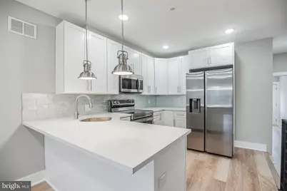 2216 Emerald Street #UNIT A, Philadelphia, PA 19125 - Photo 27