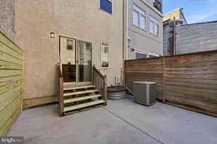 2544 Salmon St, Philadelphia, PA 19125 - Photo 9