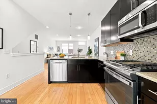 2544 Salmon St, Philadelphia, PA 19125 - Photo 9