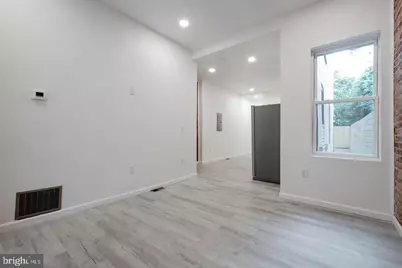 935 W Susquehanna Avenue #1, Philadelphia, PA 19122 - Photo 3