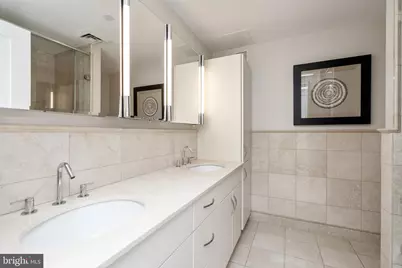 219 S 18th Street #709, Philadelphia, PA 19103 - Photo 17