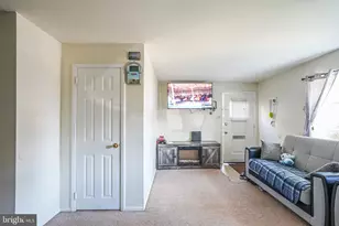 1728 Borbeck Ave, Philadelphia, PA 19111 - Photo 11