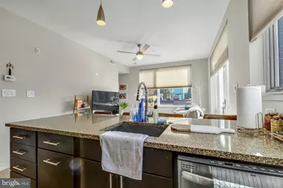 1646 S 12th Street #201, Philadelphia, PA 19148 - Photo 11