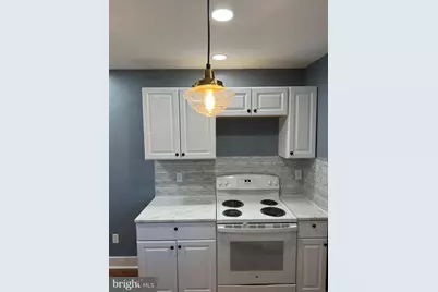 6527 Guyer Avenue, Philadelphia, PA 19142 - Photo 5