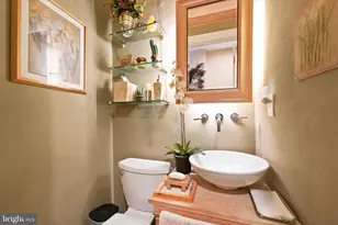820 S 4th St, Philadelphia, PA 19147 - Photo 5