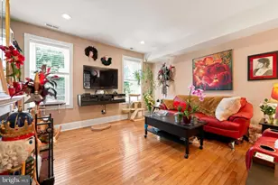820 S 4th St, Philadelphia, PA 19147 - Photo 9