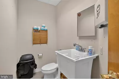 1118 E Columbia Avenue, Philadelphia, PA 19125 - Photo 19