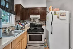 1913 S Beechwood St, Philadelphia, PA 19145 - Photo 5
