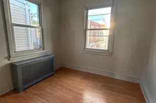2429 S Lawrence St, Philadelphia, PA 19148 - Photo 17