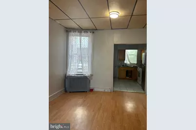 2429 S Lawrence Street, Philadelphia, PA 19148 - Photo 3