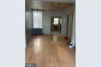 2429 S Lawrence Street, Philadelphia, PA 19148 - Photo 5